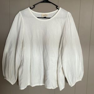 Universal Thread White Blouse